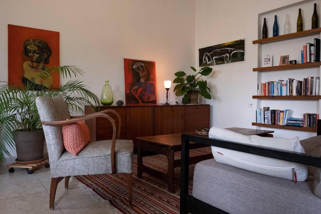 תל אביב Charming Apartment At Unbeatable Spot מראה חיצוני תמונה